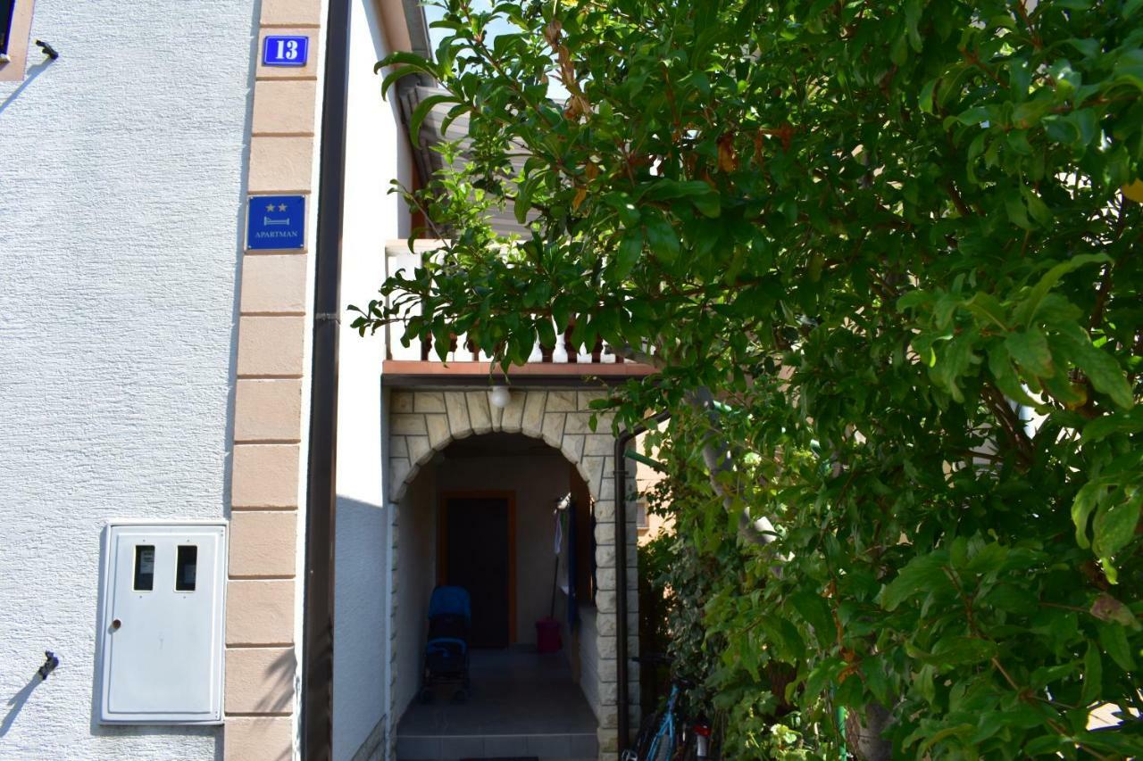 Apartman Nin-Dodo Екстериор снимка